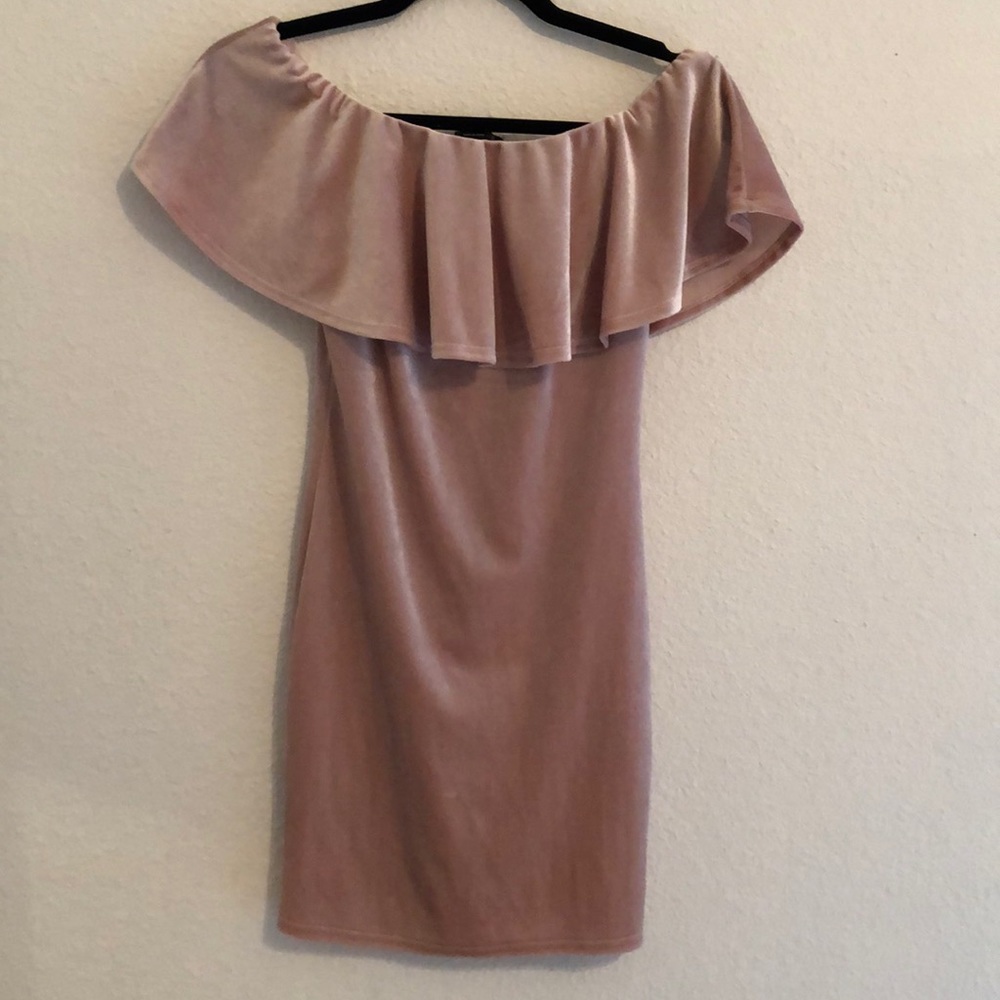 Forever 21: Pink Velvet Dress